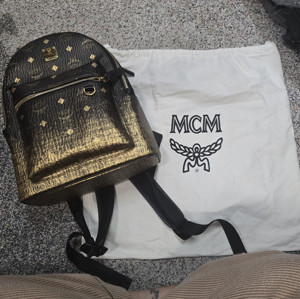 MCM Stark Visetos Gradient Backpack